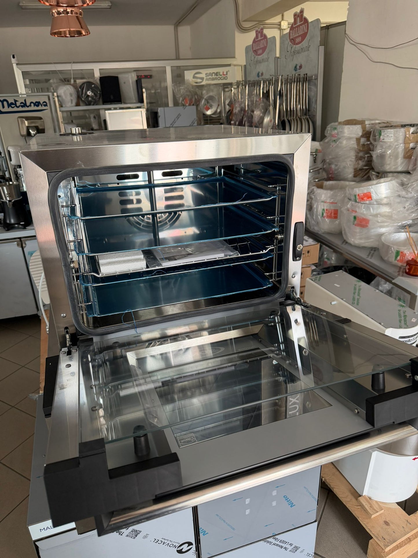 BAKERLUX SHOP.Pro™ LED 4 TEGLIE