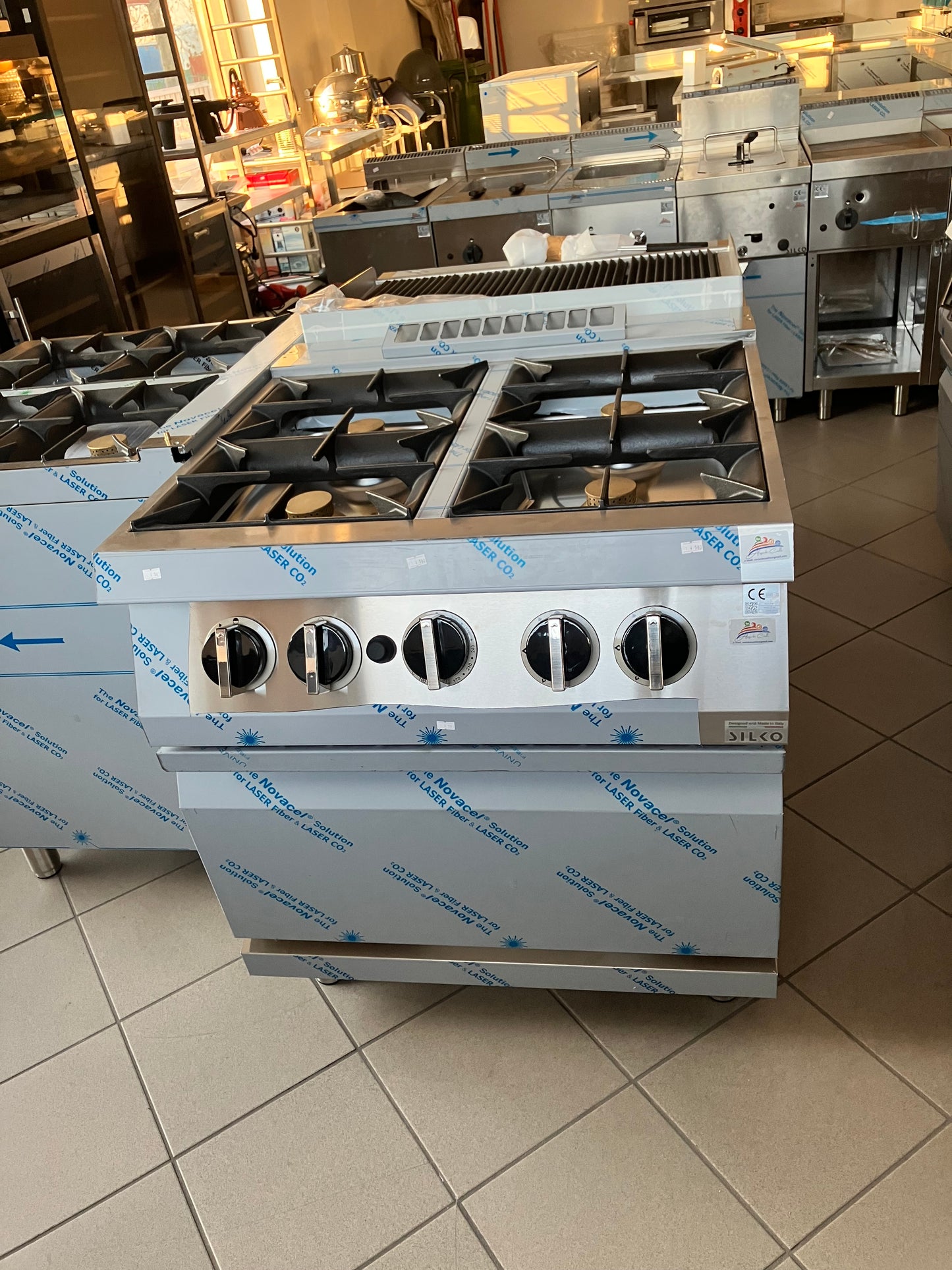 cucina 4 fuochi serie 70 + forno